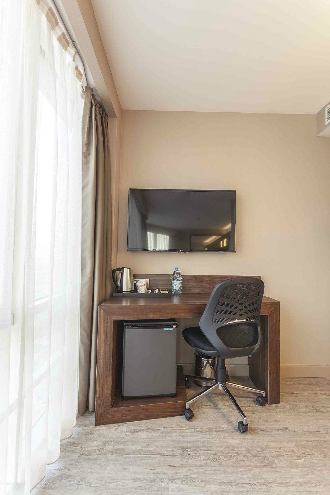 Ramada Encore Wyndham   zmir Hotel Business Corner Room